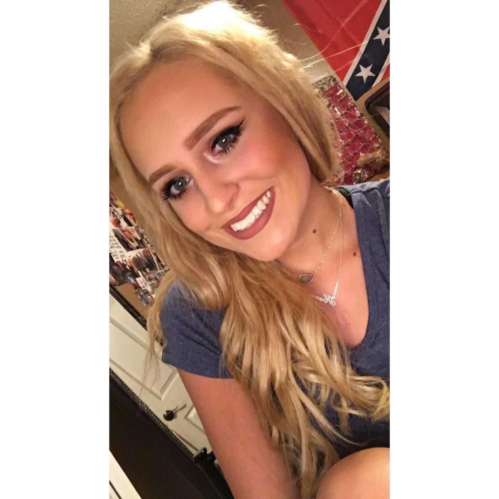 Meet your Posher, Hannah